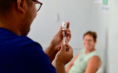 EL MUNICIPIO LLEVA A CABO OPERATIVOS GRATUITOS DE VACUNACIÓN Y CONTROLES CLÍNICOS