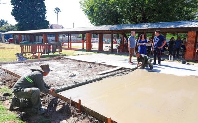 9 DE ABRIL: FERNANDO GRAY RECORRIÓ LAS OBRAS EN LA ESCUELA PRIMARIA N° 10 Y LA SECUNDARIA N° 32