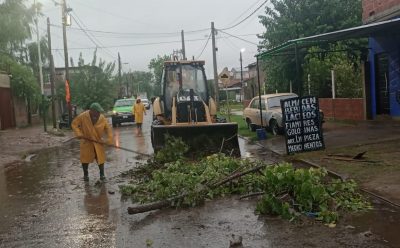 CONTINÚAN LOS TRABAJOS EN LOS BARRIOS AFECTADOS POR LAS INTENSAS LLUVIAS