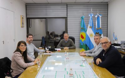FERNANDO GRAY SE REUNIÓ CON INTEGRANTES DE LA COMISIÓN DIRECTIVA DEL COLEGIO DE FARMACÉUTICOS DE ESTEBAN ECHEVERRÍA