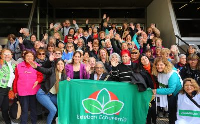 ADULTAS Y ADULTOS MAYORES DEL TALLER DE LA MEMORIA DEL MUNICIPIO FUERON A VISITAR EL MUSEO DE BELLAS ARTES Y LA PLAZA FRANCIA