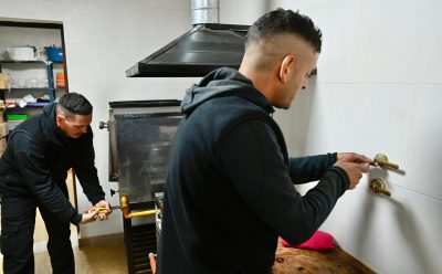 CONTINÚAN LOS TRABAJOS DE REACONDICIONAMIENTO DE LAS INSTALACIONES DE GAS EN INSTITUCIONES EDUCATIVAS