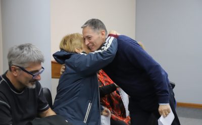 FERNANDO GRAY PARTICIPÓ DE LA TOMA DE FIRMAS DE ESCRITURAS DEL BARRIO COCA COLA