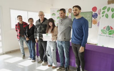 VECINAS Y VECINOS RECIBIERON SUS CERTIFICADOS DE FINALIZACIÓN DEL CURSO MUNICIPAL DE MANIPULACIÓN SEGURA DE ALIMENTOS