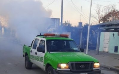 CONTINÚAN LOS OPERATIVOS DE FUMIGACIÓN EN EL DISTRITO