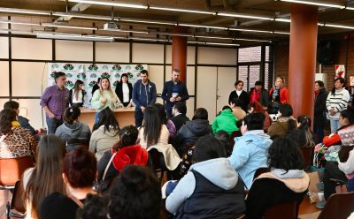 EL MUNICIPIO ENTREGÓ TARJETAS DEL PLAN MÁS VIDA A VECINAS Y VECINOS DE ESTEBAN ECHEVERRÍA