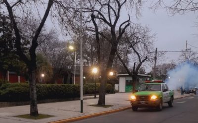 CONTINÚAN LOS OPERATIVOS DE FUMIGACIÓN EN EL DISTRITO
