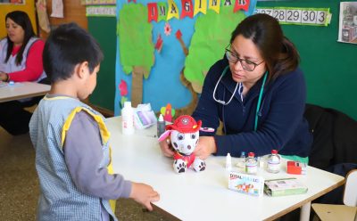 EL MUNICIPIO REALIZÓ UN TALLER EDUCATIVO SOBRE TENENCIA RESPONSABLE DE MASCOTAS PARA CHICAS Y CHICOS DEL JARDÍN N° 910 DE LUIS GUILLÓN