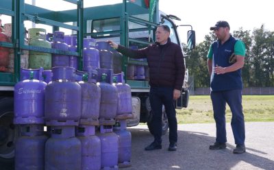 LUIS GUILLÓN: FERNANDO GRAY RECORRIÓ EL OPERATIVO MUNICIPAL DE RECARGA DE GARRAFAS A UN PRECIO ACCESIBLE
