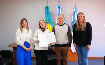 FERNANDO GRAY ENTREGÓ EL DECRETO DE PROMOCIÓN INDUSTRIAL A LA EMPRESA METALCONF COMERCIAL S.A.