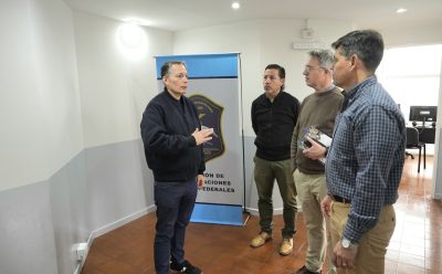 FERNANDO GRAY RECORRIÓ LA SEDE DE LA NUEVA FUERZA ESPECIAL DE SEGURIDAD CONTRA EL NARCOTRÁFICO Y EL CRIMEN ORGANIZADO QUE COMENZARÁ A OPERAR EN EL DISTRITO