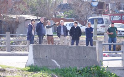 FERNANDO GRAY RECORRIÓ LA OBRA DE SANEAMIENTO Y LIMPIEZA DEL ARROYO SANTA CATALINA