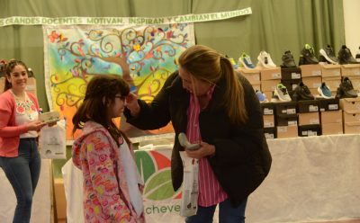 EL MUNICIPIO ENTREGÓ LENTES DEL PROGRAMA ECHEverRÍA A ESTUDIANTES DE ESCUELAS PRIMARIAS DE LUIS GUILLÓN Y MONTE GRANDE