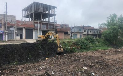 EL MUNICIPIO AVANZA CON LAS OBRAS DE SANEAMIENTO Y LIMPIEZA DEL ARROYO SANTA CATALINA