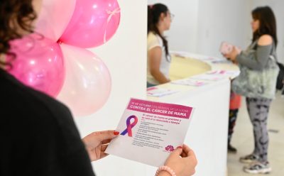 EL MUNICIPIO REALIZÓ UNA JORNADA DE CONCIENTIZACIÓN POR EL DÍA MUNDIAL DE LUCHA CONTRA EL CÁNCER DE MAMA