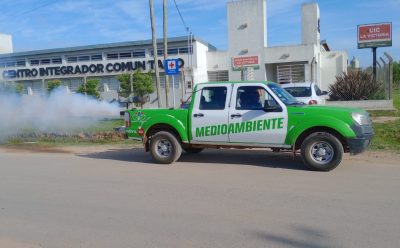 CONTINÚAN LOS OPERATIVOS DE FUMIGACIÓN EN EL DISTRITO