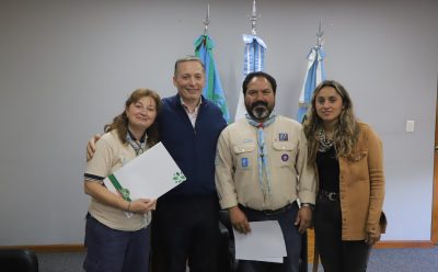 FERNANDO GRAY SE REUNIÓ CON REPRESENTANTES DE GRUPOS SCOUTS Y PARROQUIAS QUE PARTICIPARÁN DE LA 50ª PEREGRINACIÓN JUVENIL A LUJÁN