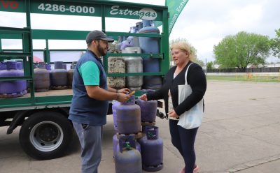 OPERATIVO DE RECARGA DE GARRAFAS A PRECIO SOCIAL EN EL JAGÜEL