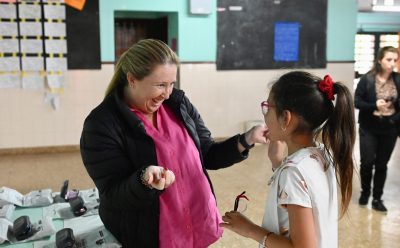 9 DE ABRIL: EL MUNICIPIO ENTREGÓ LENTES DEL PROGRAMA OFTALMOLÓGICO ECHEverRÍA