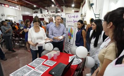 FERNANDO GRAY PARTICIPÓ DE LA EXPOSICIÓN ACADÉMICA DEL INSTITUTO SUPERIOR DE FORMACIÓN DOCENTE Y TÉCNICA N° 35