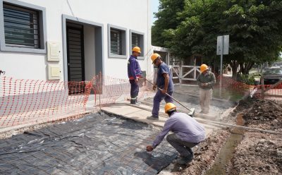 EL MUNICIPIO AVANZA CON LAS OBRAS EN LOS ACCESOS DE LA UNIDAD SANITARIA N° 17
