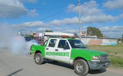 CONTINÚAN LAS TAREAS DE FUMIGACIÓN EN EL DISTRITO