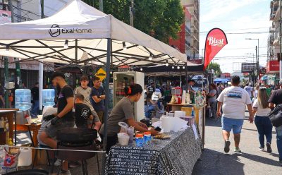 ALEM PEATONAL: COMPRAS NAVIDEÑAS Y VISITAS A LA CASITA DE PAPÁ NOEL 