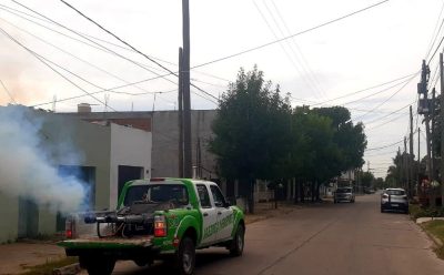 CONTINÚAN LAS TAREAS DE FUMIGACIÓN EN EL DISTRITO