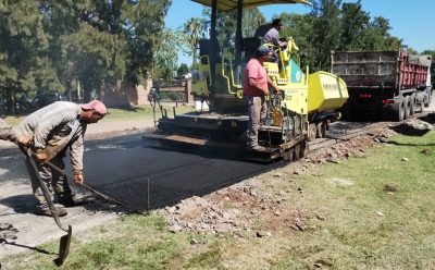 CONTINÚAN LAS OBRAS DE BACHEO EN CANNING