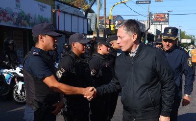 OPERATIVO DE SEGURIDAD EN LUIS GUILLÓN CON LA PRESENCIA DEL INTENDENTE FERNANDO GRAY