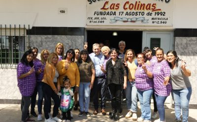 FERNANDO GRAY ENCABEZÓ LA TOMA DE FIRMAS Y ENTREGA DE 83 CONVENIOS PARA QUE MÁS FAMILIAS DEL BARRIO POLICIAL ACCEDAN A SUS ESCRITURAS SIN HIPOTECAS