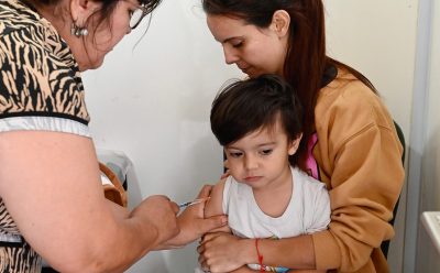 AVANZA LA CAMPAÑA DE VACUNACIÓN GRATUITA DE REFUERZO CONTRA EL SARAMPIÓN EN ESTEBAN ECHEVERRÍA