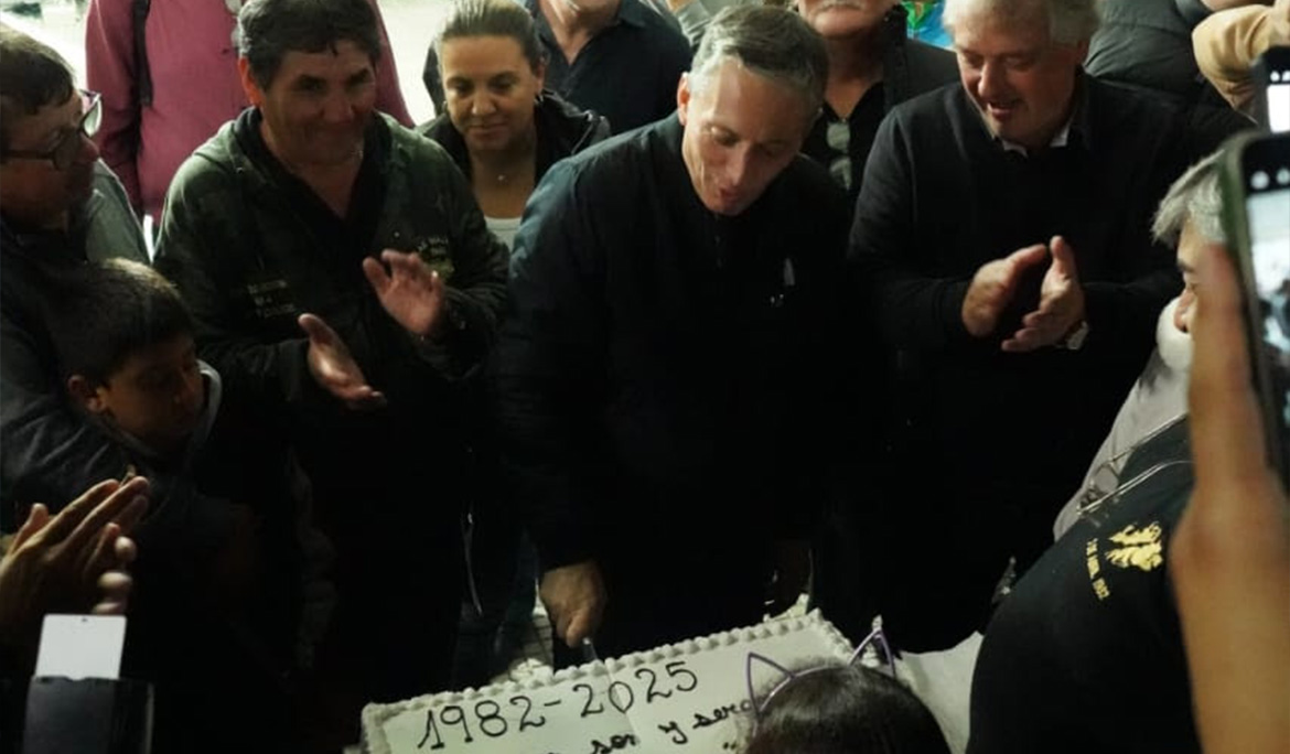 FERNANDO GRAY FORMÓ PARTE DE LA VIGILIA POR UN NUEVO ANIVERSARIO DE LA GUERRA DE MALVINAS