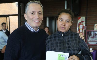 FERNANDO GRAY ENTREGÓ 89 TARJETAS DEL PLAN MÁS VIDA A FAMILIAS DE ESTEBAN ECHEVERRÍA