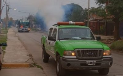 CONTINÚAN LAS TAREAS DE FUMIGACIÓN EN EL DISTRITO