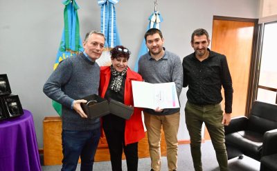 FERNANDO GRAY REALIZÓ UN RECONOCIMIENTO A TRABAJADORAS VECINALES POR SUS TAREAS EN EL ACOMPAÑAMIENTO A LA COMUNIDAD