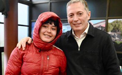 FERNANDO GRAY ENTREGÓ 153 PARES DE LENTES RECETADOS A VECINAS Y VECINOS DEL DISTRITO