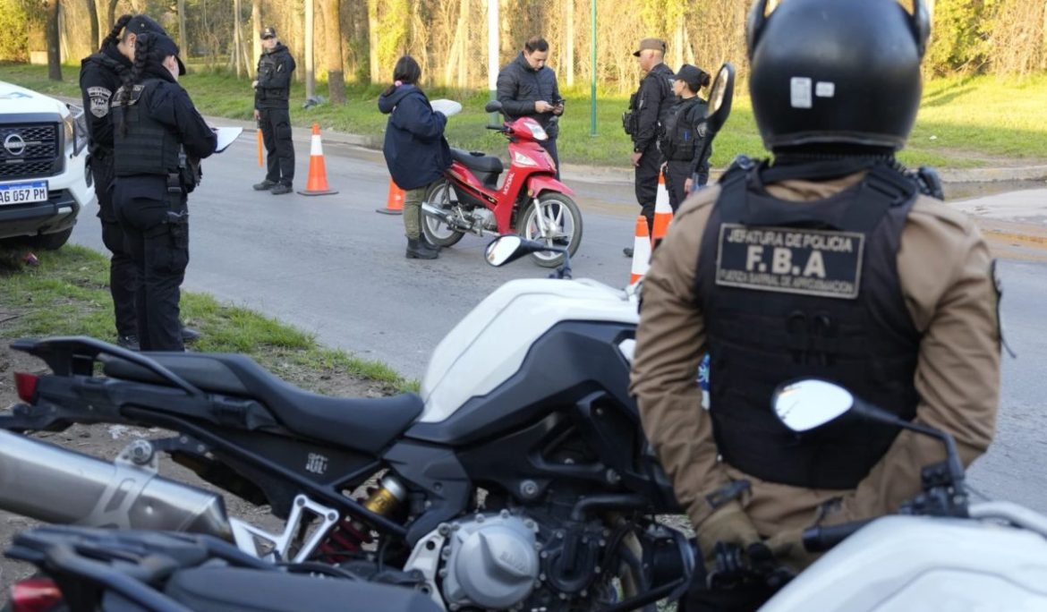 LA FBA REALIZÓ OPERATIVOS DE SEGURIDAD Y PREVENCIÓN DEL DELITO EN DIFERENTES PUNTOS DEL DISTRITO