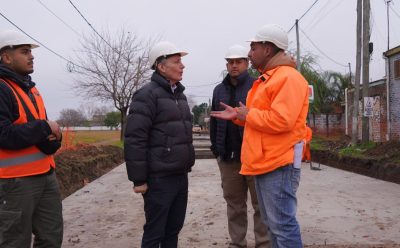 MONTE GRANDE: FERNANDO GRAY RECORRIÓ LA OBRA DE PAVIMENTACIÓN Y REPAVIMENTACIÓN EN HORMIGÓN DE ALTA RESISTENCIA EN LA CALLE MARXER