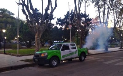 CONTINÚAN LAS TAREAS DE FUMIGACIÓN EN EL DISTRITO