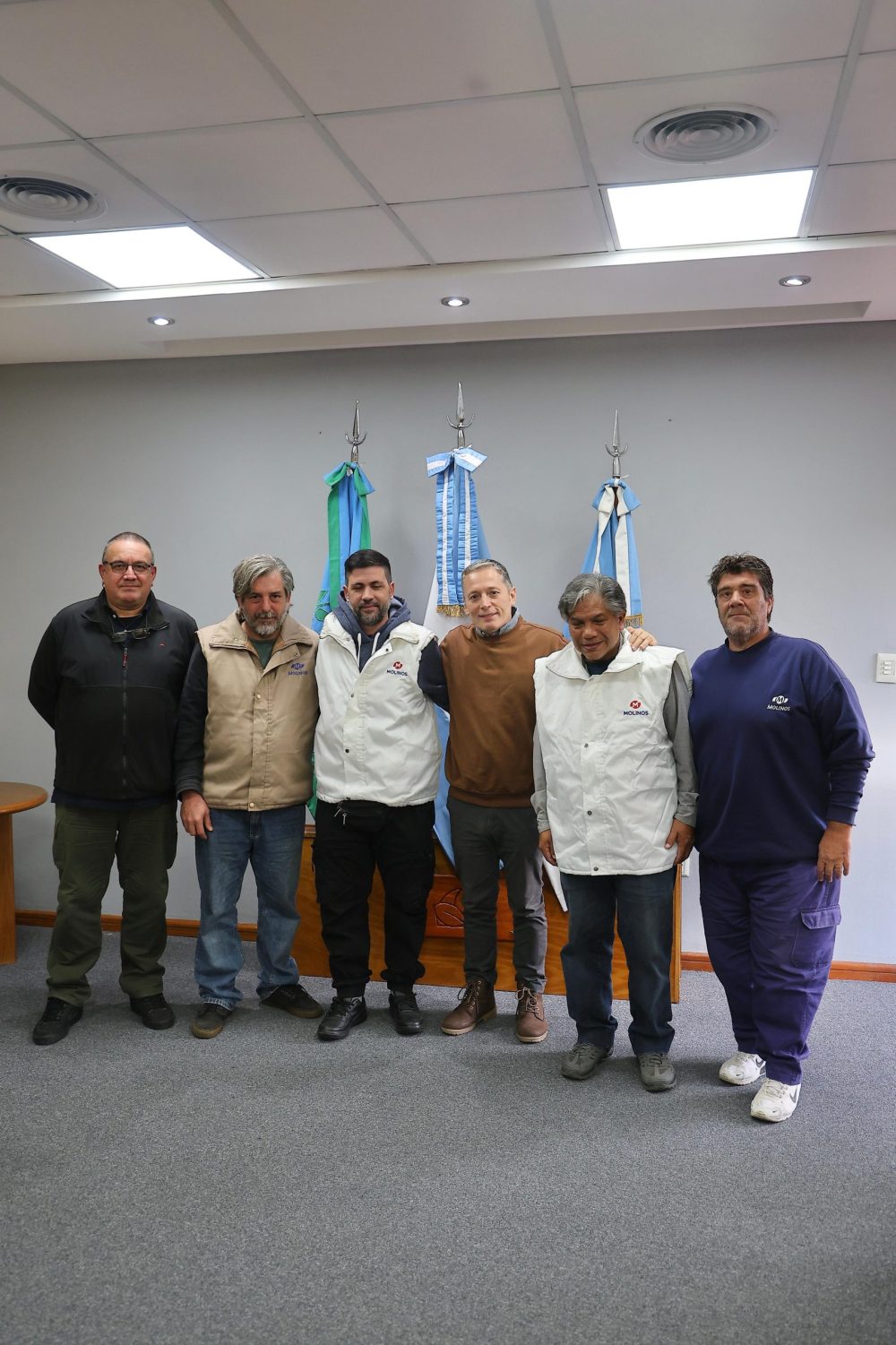 EL INTENDENTE FERNANDO GRAY SE REUNIÓ CON LOS DELEGADOS DE MOLINOS RÍO DE LA PLATA POR EL PELIGRO QUE CORREN LOS PUESTOS DE TRABAJO