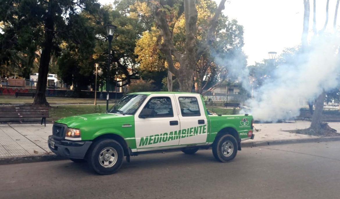 AVANZAN LAS TAREAS DE FUMIGACIÓN EN EL DISTRITO