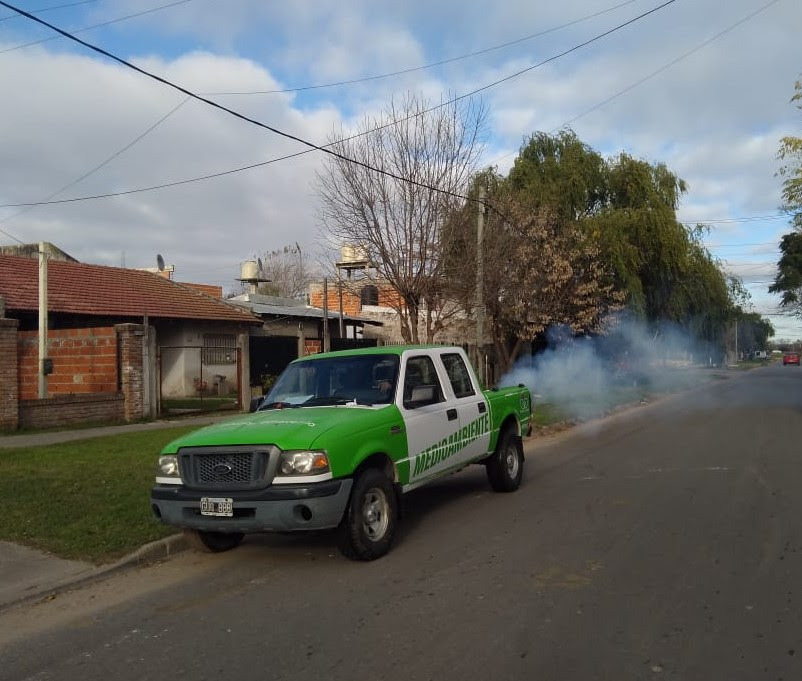 AVANZAN LAS TAREAS DE FUMIGACIÓN EN EL DISTRITO