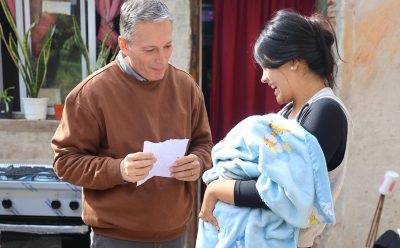 FERNANDO GRAY ENTREGÓ INSUMOS A UN EMPRENDIMIENTO LOCAL DE PASTELERÍA Y PANIFICADOS