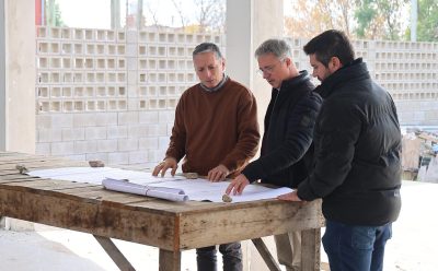 BARRIO PLAN FEDERAL: FERNANDO GRAY RECORRIÓ LAS OBRAS DE CONSTRUCCIÓN DE UN NUEVO ESTABLECIMIENTO EDUCATIVO
