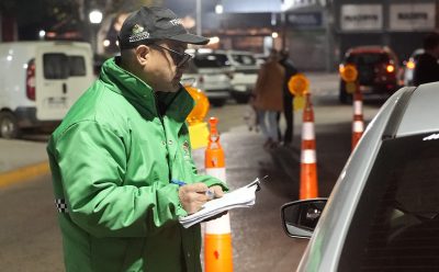 MONTE GRANDE: OPERATIVO DE SEGURIDAD Y CONTROL VEHICULAR EN LA PLAZA MITRE