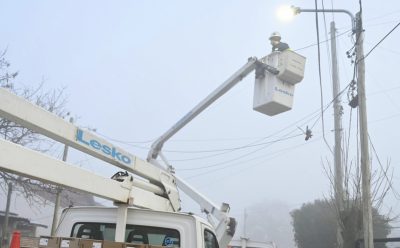 MONTE GRANDE: EL MUNICIPIO CONTINÚA POR ETAPAS CON LA INSTALACIÓN Y EL REEMPLAZO DE 1.400 LUMINARIAS LED EN EL BARRIO MALVINAS