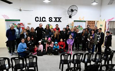 EL MUNICIPIO ENTREGÓ MATERIALES A ESTUDIANTES DE LA ESCUELA DE ARTES Y OFICIOS