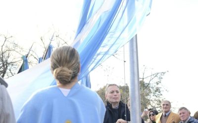 FERNANDO GRAY ENCABEZÓ EL ACTO POR EL DÍA DE LA INDEPENDENCIA