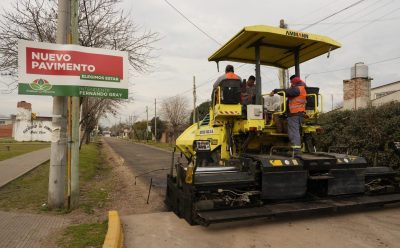 MONTE GRANDE SUR: OBRA DE PAVIMENTACIÓN SOBRE LA CALLE LIÑÁN